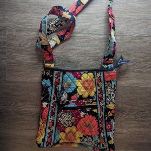 Vera Bradley Happy Snails Hipster side Saddle Bag **NWOT**